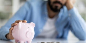 Resilience in Personal Finance: Managing Financial Shocks