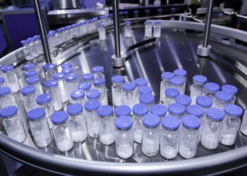 Trends and Challenges in the Pharmaceutical Manufacturing Industry