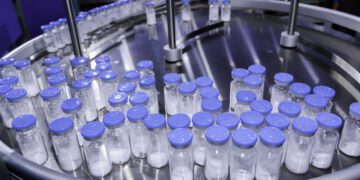 Trends and Challenges in the Pharmaceutical Manufacturing Industry