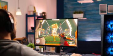Exploring the Booming Industry of E-Sports and Its Investment Potential