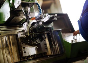 Automated Anvils: The Integration of Robotics and AI in Steel Mills