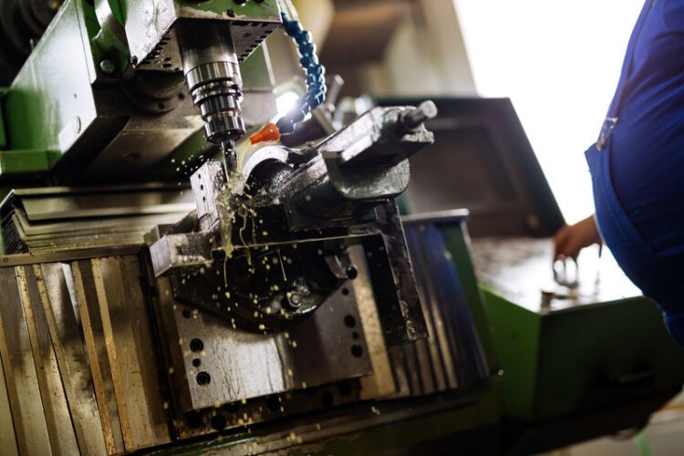 Automated Anvils: The Integration of Robotics and AI in Steel Mills