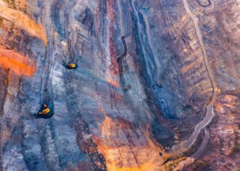 The Steel Manufacturing Process: A Comprehensive Overview