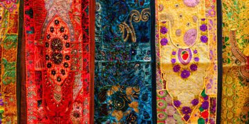 Craft and Culture: Celebrating Traditional Textiles and Their Modern Appeal