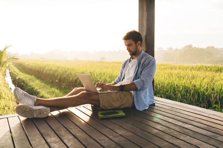 Unified Communications: The Convergence of Voice, Video, and Data