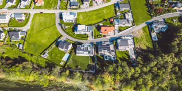 Smart Cities: Integrating Technology for Urban Development and Planning