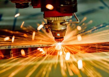 Precision in Production: Advanced Technologies in Heavy Machinery Manufacturing