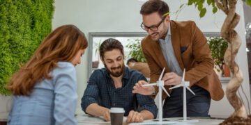 Sustainable Startups: Innovative Entrepreneurs Lighting the Way in Renewables