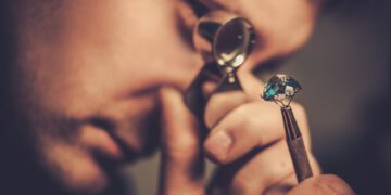 Market Sparkle: Analyzing Global Demand for Precious Stones and Metals