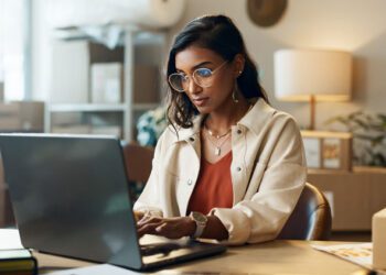 B2B E-commerce Strategies: Building Strong Online Partnerships