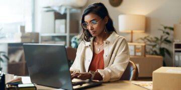 B2B E-commerce Strategies: Building Strong Online Partnerships