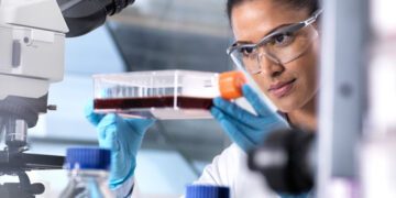 Cellular Solutions: Exploring the Potential of Cell and Gene Therapies