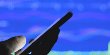 Technology and the Indian Stock Market: The Rise of Online Trading