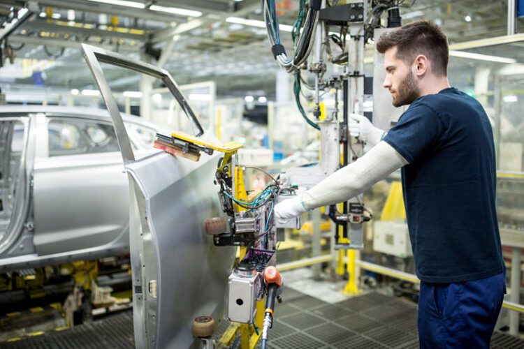 Automation Ascension: The Role of Robotics in Today's Factories