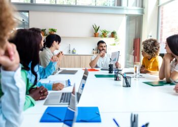 Efficiency Unlocked: The Role of Administrative and Support Services in Streamlining Business Operations