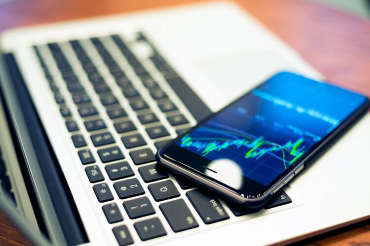 Technology and the Indian Stock Market: The Rise of Online Trading